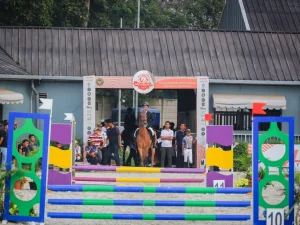 PRESIDENT CUP 2025-12 (Large)