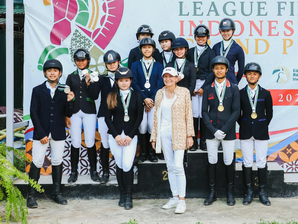Podium deessage beregu preliminary