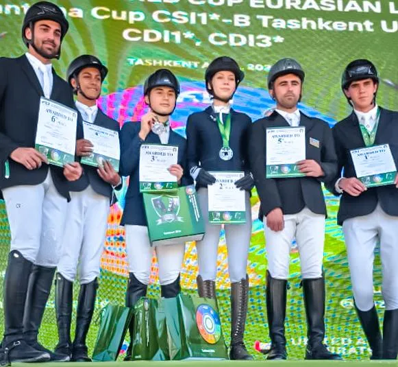 Nusrtdinov Zayan Fatih Kibarkan Merah Putih Di Tashkent Uzbekistan 2