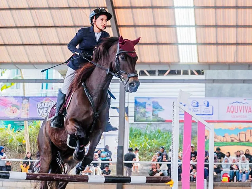 Cataleya Jade Hadi dan Celine Josephina Adiputra Raih Piala Walikota Malang 2026 1